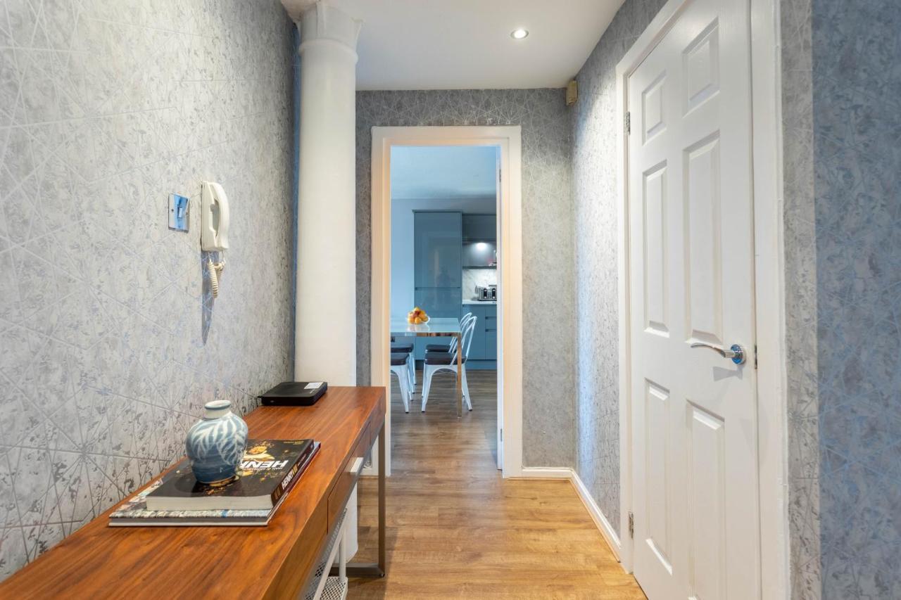 Stunning 2 Bed Merchant City Apartment With Residents Parking Glasgow Exteriör bild